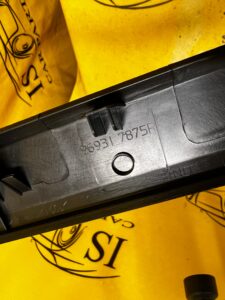 OSŁONA RAMKA RADIA DESKI KONSOLI MIESZEK WYBIERAKA DACIA SANDERO III 2021R