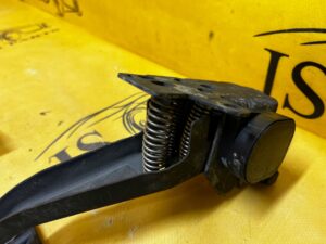 PEDAŁ POTENCJOMETR GAZU AUTOMAT CHEVROLET CORVETTE C5 97-04