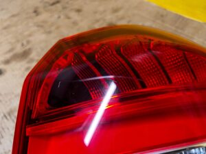 LAMPA W BŁOTNIK TYŁ TYLNA PRAWY PRAWA LED MERCEDES GLS X166 USA