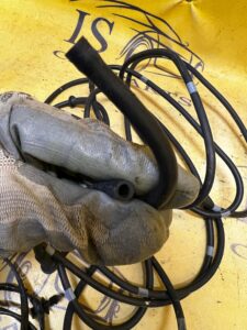 RURA PRZEWÓD SPRYSKIWACZY OD ZBIORNICZKA DO KLAPY DACIA SANDERO III 2023R