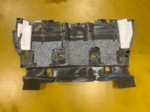 WYKŁADZINA DYWAN PODŁOGI NISSAN X-TRAIL T32 EUROPA