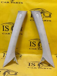 OSŁONA POSZYCIE SŁUPKA LEWY PRZÓD MERCEDES W257