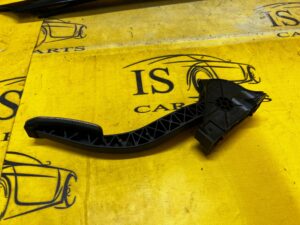 PEDAŁ POTENCJOMETR GAZU RANGE ROVER VELAR L560