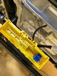 NOWE FOTELE BOCZKI PODŁOKIETNIK ALCANTARA BMW 2 F22 M PAKIET