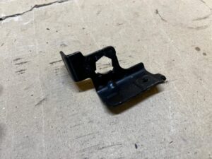 WSPORNIK MOCOWANIE PRZEWODU HAMULCOWEGO PRZÓD LEWY FORD EXPLORER MK6