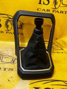 OSŁONA RAMKA RADIA DESKI KONSOLI MIESZEK WYBIERAKA DACIA SANDERO III 2021R