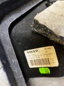 TAPICERKA BOCZEK BAGAŻNIKA TYŁ LEWY LEWA 7 OSÓB VOLVO XC90 II