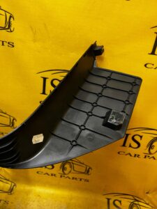 PLASTIK OSŁONA PROGU SŁUPKA A PRZEDNIA PRAWA PORSCHE CAYENNE II 7P5 GTS