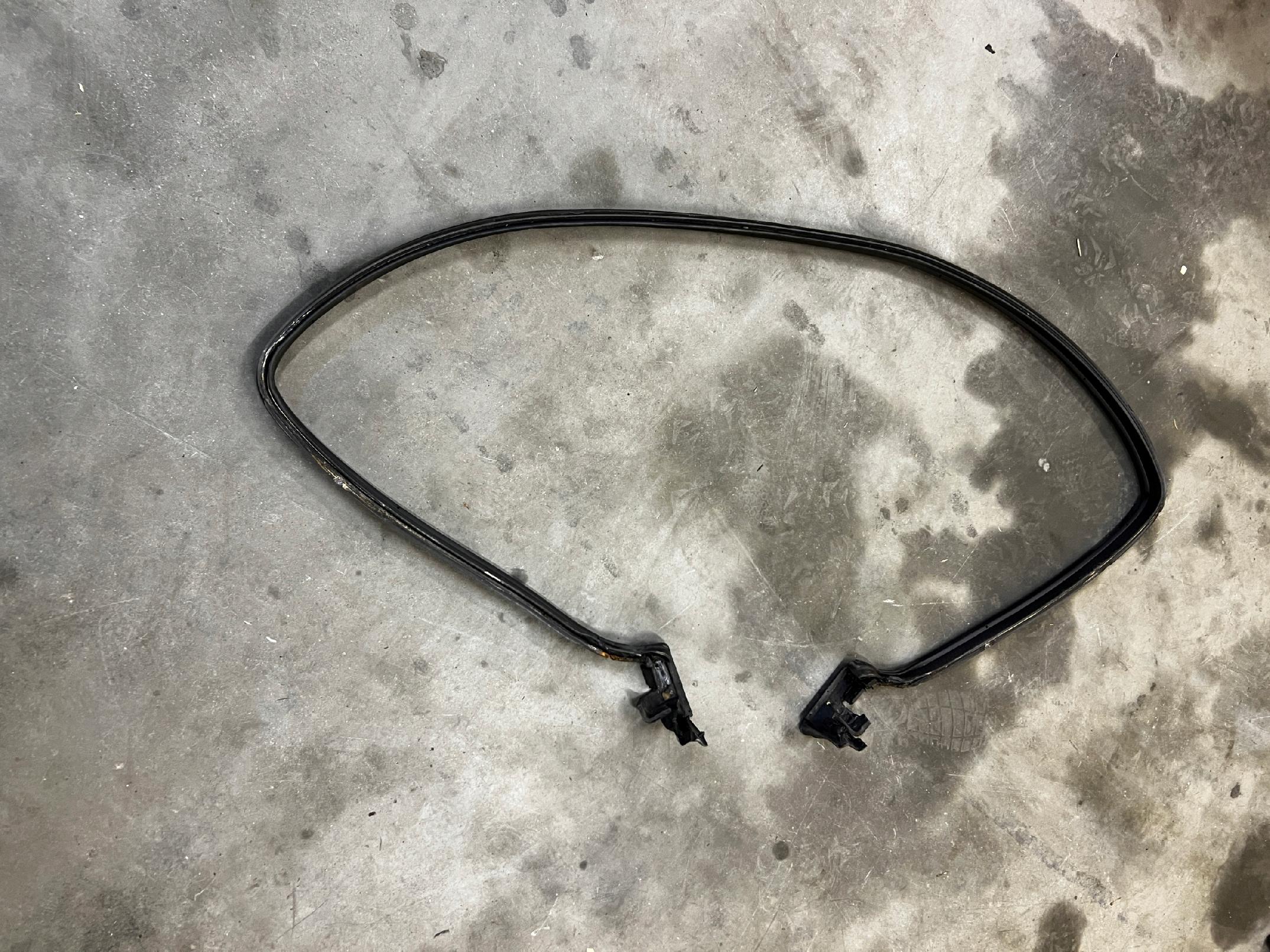 USZCZELKA POKRYWY DACHU CHEVROLET CORVETTE CABRIO C5 97-04