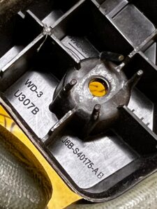 OSŁONA PLASTIK ZAŚLEPKA KUGA MK3 ESCAPE MK4 1.5 EB