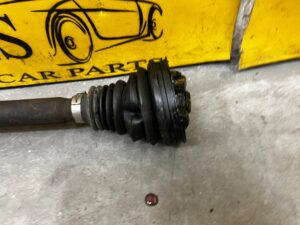 PÓŁOŚ PRZÓD PRZEDNIA PRAWY PRAWA RENAULT MEGANE IV 1.5 DCI