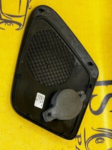 PRAWA MASKOWNICA GŁOŚNIKA PÓŁKI TYLNEJ BMW 2 F22 F87