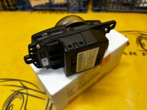PRZEŁĄCZNIK KONTROLER iDRIVE BMW 5 G30 M5 F90 6 G32 X3 G01 X4 G02 NOWY OEM