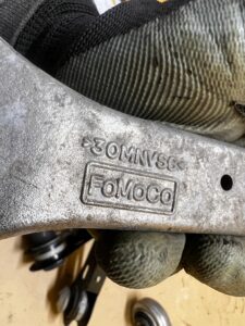 WAHACZ PRZÓD PRZEDNI LEWY FORD EXPLORER MK6