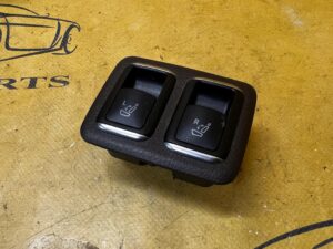 PRZEŁĄCZNIK PRZYCISK SKŁADANIA FOTELA KANAPY TYŁ MERCEDES GLS X166 BRĄZ