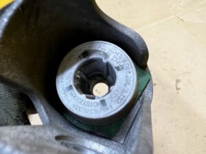 WIESZAK UCHWYT TŁUMIKA WYDECHU PRAWY FORD EXPLORER VI MK6