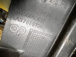 POKRYWA STEROWNIKA CZUJNIKÓW PARKOWANIA PEUGEOT 5008 II