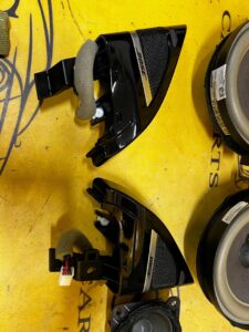 ZESTAW NAGŁOŚNIENIA GŁOŚNIKI WZMACNIACZ SUBWOOFER BOSE INFINITI Q30