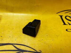 PODUSZKA ZGNIOTOWA DRZWI TYŁ PRAWY BMW X1 F48 NOWA OEM