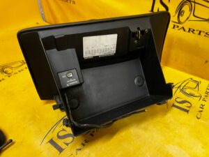 SCHOWEK PASAŻERA DESKI KONSOLI PRAWY CHEVROLET CORVETTE C5 97-04