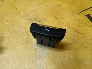 PRZEŁĄCZNIK PANEL CZUJNIKÓW PARKOWANIA PDC FORD FUSION LIFT USA