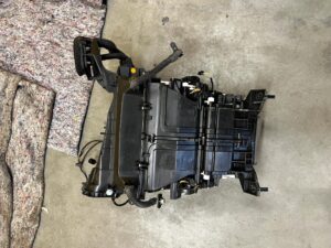 NAGRZEWNICA DMUCHAWA RANGE ROVER VELAR L560