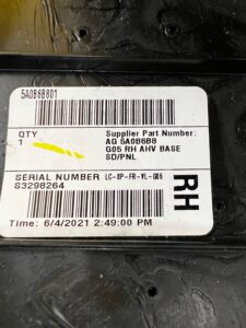 BOCZEK MATA DYWAN WYKŁADZINA BAGAŻNIKA PRAWY PRAWA BMW X5 G05 NOWY OEM