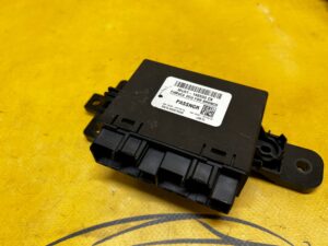 MODUŁ STEROWNIK DRZWI PRZÓD PRAWY PASAŻERA FORD BRONCO 21-