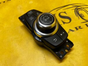 PANEL PRZEŁĄCZNIK STEROWANIA RADIEM NAWIGACJĄ INFINITI Q30