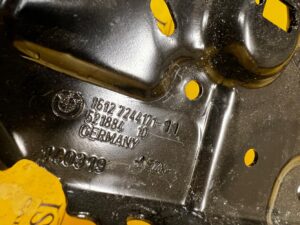 OSŁONA PRZEWODÓW PALIWOWYCH BMW F22