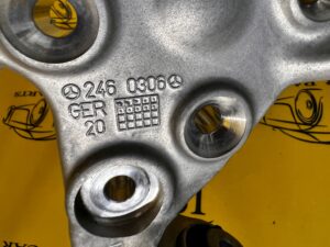 ZWROTNICA TYŁ TYLNA LEWA MERCEDES W246 W176 C117 W117 INFINITI Q30