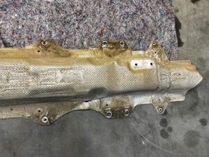 BLACHA OSŁONA TERMICZNA WYDECHU CITROEN C4 GRAND PICASSO II 1.6 THP