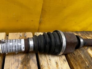 PÓŁOŚ PRZÓD PRAWY CITROEN C4 PICASSO II 1.6 E-HDI