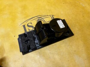 SCHOWEK NA KUBKI DEKOR TUNELU ŚRODKOWEGO PORSCHE PANAMERA 970 I LIFT