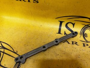 WSPORNIK MOCOWANIE LISTWY WTRYSKOWEJ NISSAN QASHQAI J11 1.3 TCE