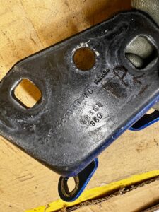 KPL ZAWIASY DRZWI PRZÓD PRAWY FORD BRONCO 21- VELOCITY BLUE PEARL METALIC