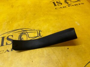 LISTWA SŁUPKA NAKŁADKI PROGOWEJ KONSOLI LEWA CHEVROLET CORVETTE C5 97-04