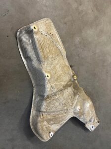 BLACHA OSŁONA TERMICZNA WYDECHU CITROEN C4 GRAND PICASSO II 1.6 THP