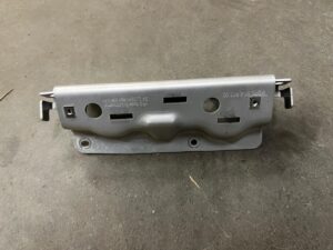 MOCOWANIE UCHWYT WYDECHU PORSCHE PANAMERA 970 I LIFT 3.0 S E-HYBRID