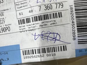 WYGŁUSZENIE MATA DYWAN WNĘKI BAGAŻNIKA LEWE LEWY MINI F54 NOWE OEM