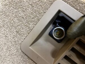 BOCZEK BAGAŻNIKA LEWY RANGE ROVER VOGUE L405