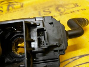 PAJĄK MANETKI TAŚMA PRZEŁĄCZNIK ZESPOLONY RANGE ROVER EVOQUE L538