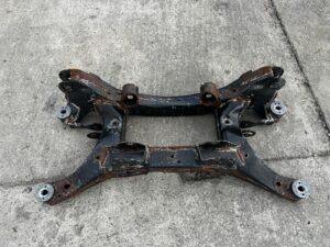 WÓZEK BELKA SANKI ZAWIESZENIE KOŁYSKA TYŁ FORD ESCAPE MK4 1.5 EB 4WD 4X4