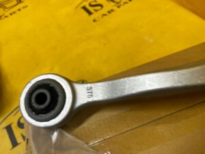 WAHACZ POPRZECZNY PRZÓD PRZEDNI LEWY BMW 5 E60 E61 NOWY OEM