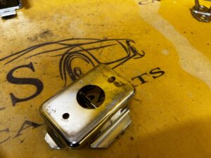 UCHWYT ZACZEP BAGAŻNIKA PORSCHE 991 911 GTS LIFT