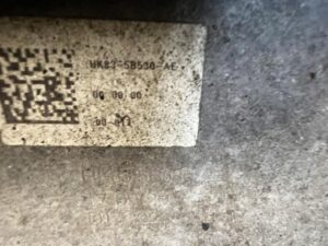 WAHACZ TYŁ PRAWY RANGE ROVER VELAR L560