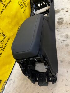 TUNEL ŚRODKOWY PODŁOKIETNIK BMW 1 F40