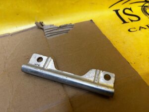 UCHWYT WSPORNIK MOCOWANIE BAGAŻNIKA AUDI A8 D5 4N