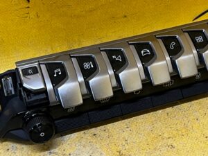 PANEL PRZEŁĄCZNIK RADIA NAWIEWU PEUGEOT 3008 II 5008 II