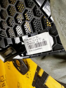 OSŁONA ZAŚLEPKA MASKOWNICA GŁOŚNIKA DESKI KONSOLI RENAULT MEGANE IV